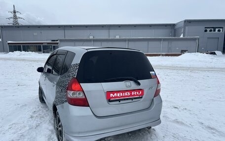 Honda Fit III, 2003 год, 560 000 рублей, 4 фотография