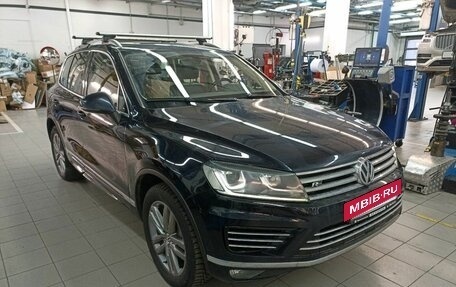 Volkswagen Touareg III, 2016 год, 3 347 000 рублей, 3 фотография