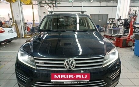 Volkswagen Touareg III, 2016 год, 3 347 000 рублей, 2 фотография