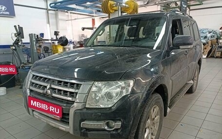 Mitsubishi Pajero IV, 2014 год, 2 997 000 рублей, 5 фотография