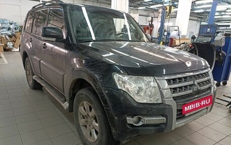 Mitsubishi Pajero IV, 2014 год, 2 997 000 рублей, 3 фотография