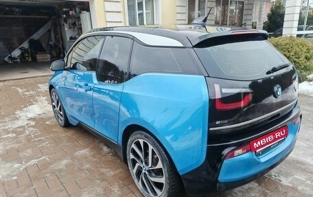 BMW i3 I01 рестайлинг, 2018 год, 2 750 000 рублей, 5 фотография