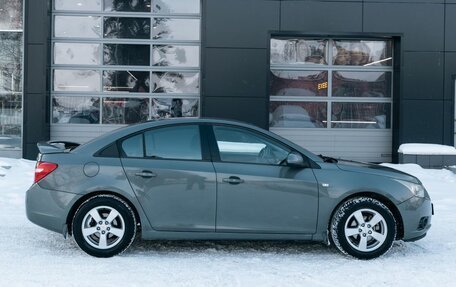 Chevrolet Cruze II, 2009 год, 850 000 рублей, 6 фотография