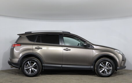 Toyota RAV4, 2019 год, 2 458 000 рублей, 4 фотография