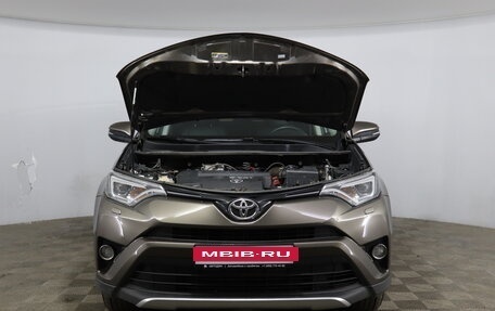 Toyota RAV4, 2019 год, 2 458 000 рублей, 25 фотография