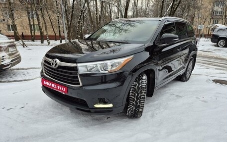 Toyota Highlander III, 2014 год, 3 150 000 рублей, 14 фотография