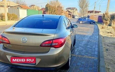 Opel Astra J, 2013 год, 999 000 рублей, 6 фотография