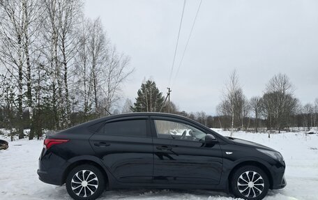 Hyundai Solaris II рестайлинг, 2021 год, 1 790 000 рублей, 5 фотография