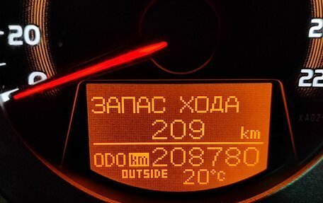 Toyota RAV4, 2010 год, 1 749 000 рублей, 18 фотография