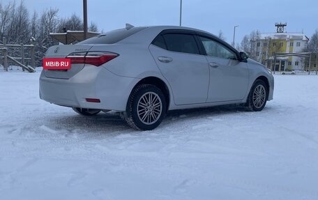 Toyota Corolla, 2018 год, 1 980 000 рублей, 3 фотография