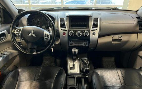 Mitsubishi Pajero Sport II рестайлинг, 2013 год, 2 159 000 рублей, 8 фотография