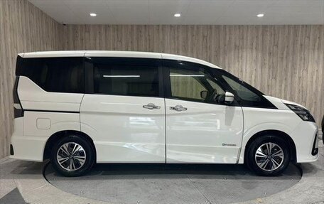 Nissan Serena IV, 2021 год, 1 550 000 рублей, 3 фотография