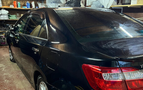 Toyota Camry, 2011 год, 860 000 рублей, 6 фотография