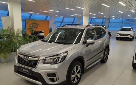 Subaru Forester, 2018 год, 2 890 000 рублей, 1 фотография