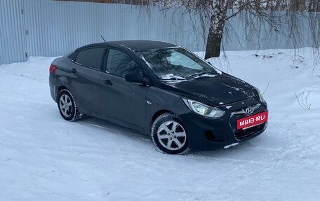 Hyundai Solaris II рестайлинг, 2013 год, 350 000 рублей, 8 фотография