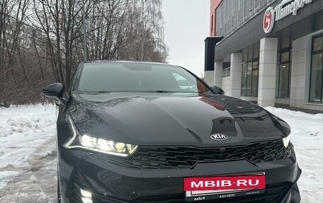 KIA K5, 2021 год, 3 200 000 рублей, 6 фотография