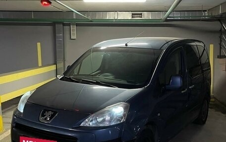 Peugeot Partner II рестайлинг 2, 2011 год, 620 000 рублей, 4 фотография