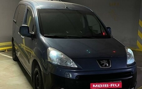 Peugeot Partner II рестайлинг 2, 2011 год, 620 000 рублей, 6 фотография