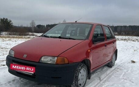 Fiat Punto III Punto Evo рестайлинг, 2000 год, 163 000 рублей, 3 фотография