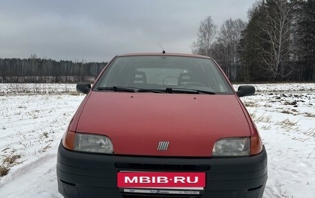 Fiat Punto III Punto Evo рестайлинг, 2000 год, 163 000 рублей, 2 фотография