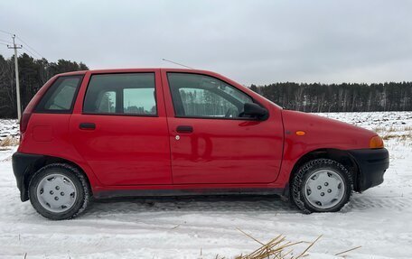 Fiat Punto III Punto Evo рестайлинг, 2000 год, 163 000 рублей, 4 фотография