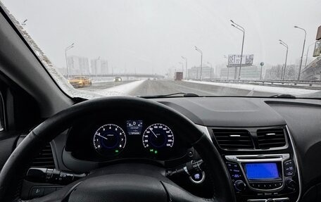 Hyundai Solaris II рестайлинг, 2011 год, 690 000 рублей, 8 фотография