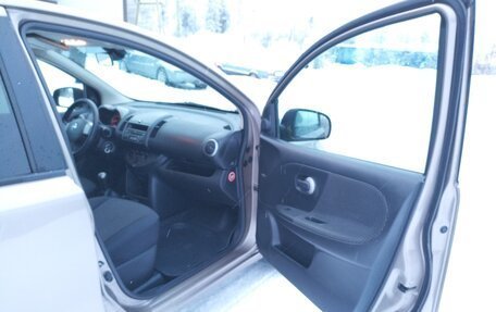 Nissan Note II рестайлинг, 2007 год, 750 000 рублей, 28 фотография