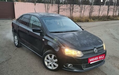 Volkswagen Polo VI (EU Market), 2014 год, 745 000 рублей, 2 фотография