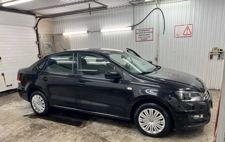 Volkswagen Polo VI (EU Market), 2017 год, 1 300 000 рублей, 2 фотография