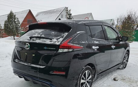 Nissan Leaf II, 2019 год, 1 690 000 рублей, 6 фотография