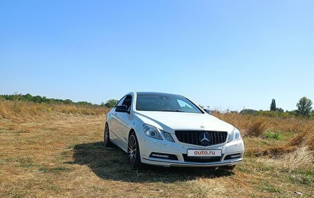 Mercedes-Benz E-Класс, 2011 год, 1 550 000 рублей, 5 фотография