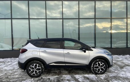 Renault Kaptur I рестайлинг, 2020 год, 1 900 000 рублей, 6 фотография