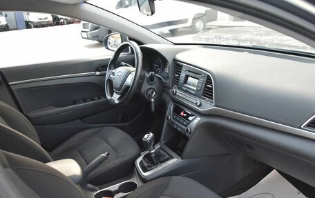 Hyundai Elantra VI рестайлинг, 2018 год, 1 699 000 рублей, 14 фотография