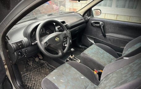 Opel Corsa C рестайлинг, 2000 год, 250 000 рублей, 8 фотография