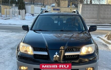 Mitsubishi Outlander III рестайлинг 3, 2006 год, 999 999 рублей, 6 фотография