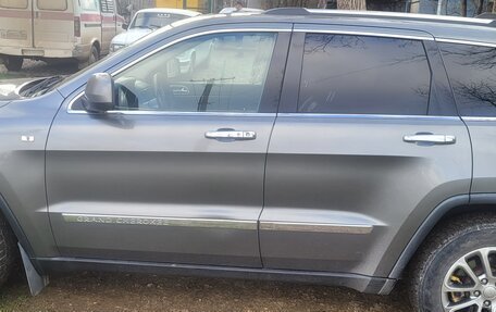 Jeep Grand Cherokee, 2011 год, 2 200 000 рублей, 2 фотография