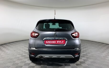 Renault Kaptur I рестайлинг, 2017 год, 1 425 000 рублей, 6 фотография