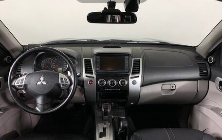 Mitsubishi Pajero Sport II рестайлинг, 2012 год, 1 770 000 рублей, 13 фотография