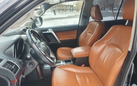 Toyota Land Cruiser Prado 150 рестайлинг 2, 2014 год, 3 800 000 рублей, 13 фотография