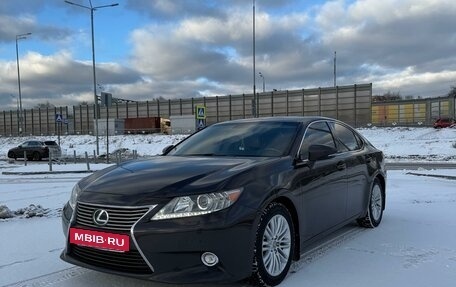 Lexus ES VII, 2014 год, 2 135 000 рублей, 7 фотография