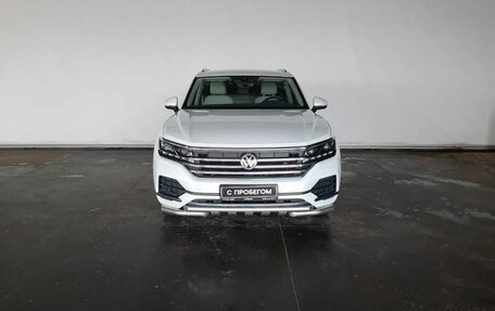 Volkswagen Touareg III, 2020 год, 6 800 000 рублей, 2 фотография