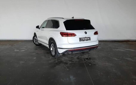 Volkswagen Touareg III, 2020 год, 6 800 000 рублей, 7 фотография