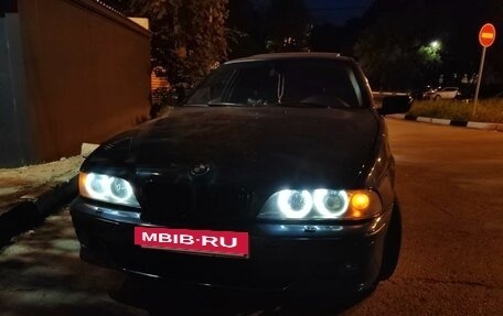 BMW 5 серия, 2003 год, 980 000 рублей, 8 фотография