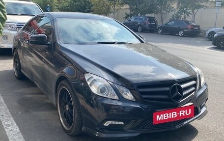 Mercedes-Benz E-Класс, 2011 год, 1 500 000 рублей, 7 фотография