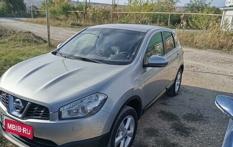 Nissan Qashqai, 2010 год, 1 100 000 рублей, 1 фотография