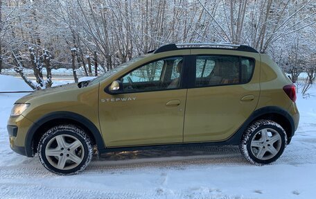 Renault Sandero II рестайлинг, 2017 год, 1 300 000 рублей, 3 фотография