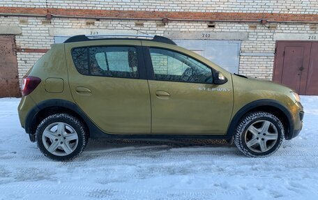 Renault Sandero II рестайлинг, 2017 год, 1 300 000 рублей, 7 фотография