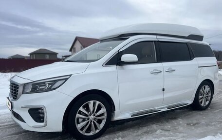 KIA Carnival III, 2018 год, 3 330 000 рублей, 14 фотография