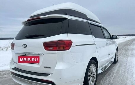 KIA Carnival III, 2018 год, 3 330 000 рублей, 11 фотография