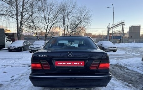 Mercedes-Benz E-Класс, 2001 год, 500 000 рублей, 6 фотография